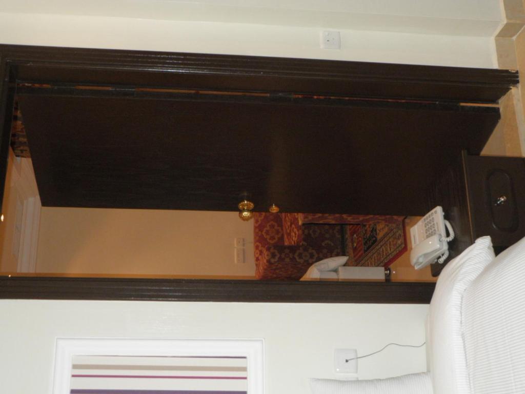 Marina Royal Hotel Suites Kuwait City Habitación foto